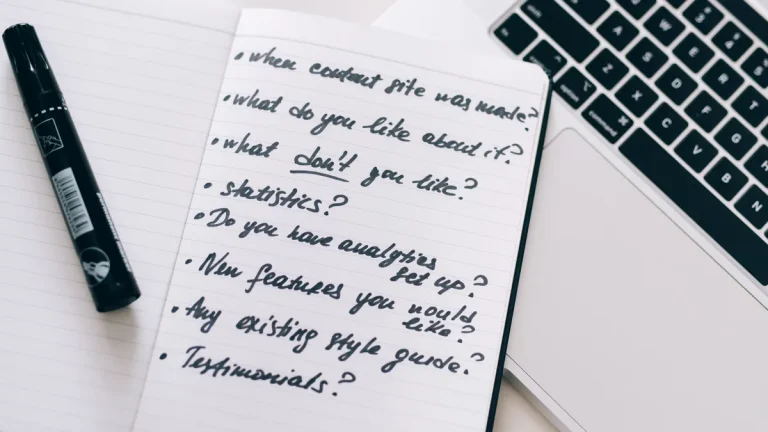 How to Build a SaaS Monitoring Checklist for SaaS Product Pages, Docs